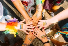 68 citate celebre LGBTQ pentru Luna Mandriei