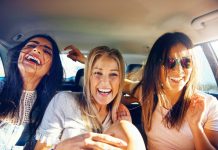 Top cele mai bune glume amuzante pentru prietenii tai