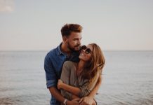 26 poezii frumoase de buna dimineata pentru ea