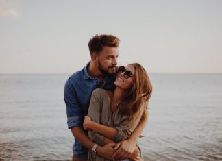 26 poezii frumoase de buna dimineata pentru ea