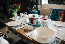 Top 3 culori potrivite pentru scaunele de bucatarie, in 2024!